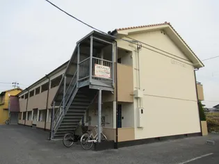 三栄マンション【1階】の外観