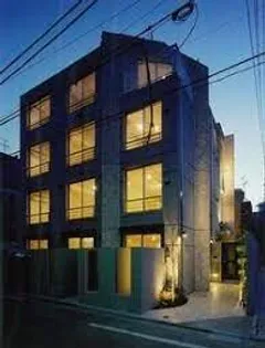 東京都渋谷区富ヶ谷2【マンション】の外観