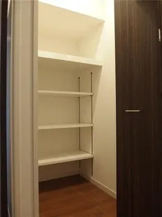 ヒルサイドヴィラ東戸塚テラス【2階】の玄関