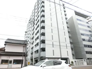 パークフラッツ五橋【3階】の外観