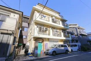 フェリース本一色【2階】の外観