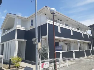 シュープリーム【1階】の外観