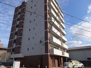 ROYAL HILLS中春日の画像