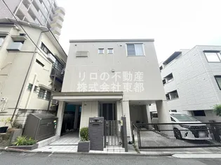 東京都新宿区西落合3【マンション】の外観