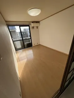 メゾンセジュール【2階】の居間