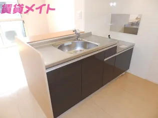 ウィステリア A【1階】のキッチン