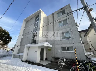 メニーズコート美園【3階】の外観