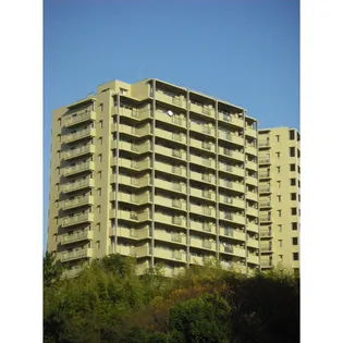 新千里桜ケ丘メゾンシティ四番館【8階】の外観