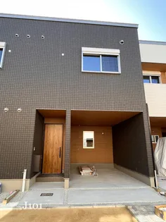 プレミアムテラスハウス大窪Ⅰの画像