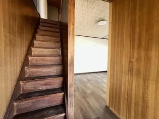 ブルーセルレアン燕吉田【1階】の玄関