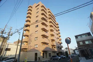 ザ・レジデンス元魚【3階】の外観