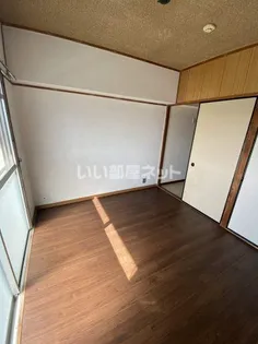 プレジデント津新町【4階】の内装