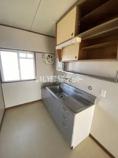 プレジデント津新町【4階】のキッチン