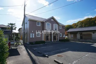 クレストール山崎【2階】の外観