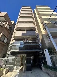 ロアール北新宿【8階】の外観