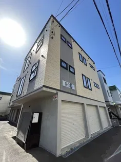 RT III【2階】の外観