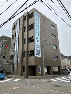 トラスティ米泉の画像