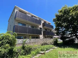 シャーメゾン出城【1階】の外観