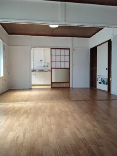 ブルーセルレアン燕吉田【1階】の内装