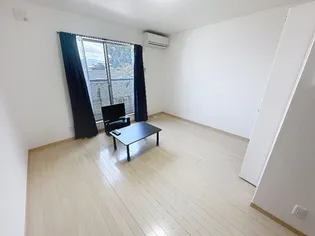 ベルフォーレ和多田【2階】の居間