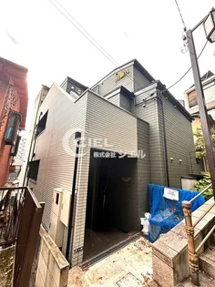 東京都新宿区下落合4【アパート】の外観