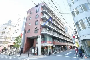 インペリアルお茶の水【2階】の外観