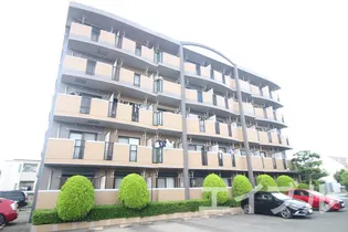 エランドール谷【3階】の外観