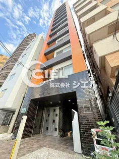 東京都新宿区余丁町【マンション】の外観