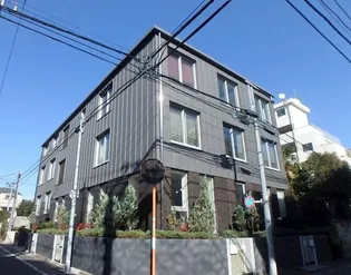 東京都世田谷区北沢1【マンション】の外観