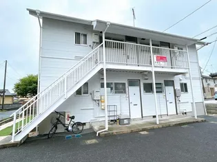 ホワイトハウス【1階】の外観