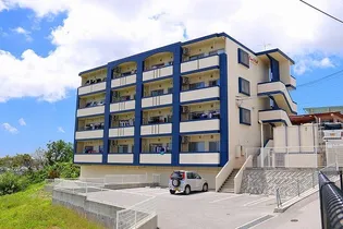 イースト ヒル【3階】の外観