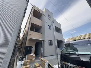 CLOUD 放出【1階】の外観