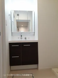 ファミリーベース梟【2階】の内装