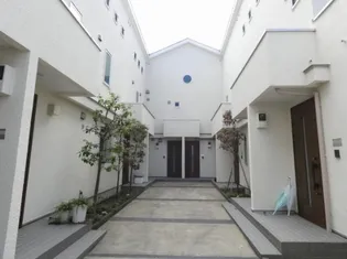 メゾントレフル【1階】の外観