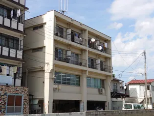 大友ビル【3階】の外観