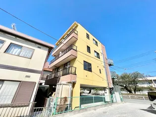千葉県四街道市鹿渡【マンション】の外観
