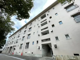 県営西舞子厚生年金住宅2号棟【4階】の外観