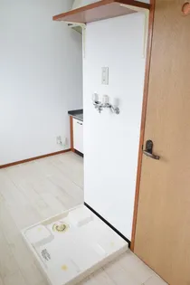 ウィング有馬【1階】の内装