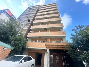 ジュネーゼグラン東梅田【5階】の外観