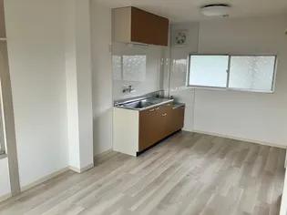 ハイツあべ【3階】の居間