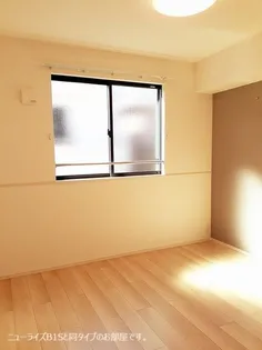 ファミリーベース梟【2階】の内装