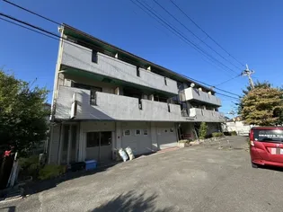 大阪府高槻市南平台1【アパート】の外観