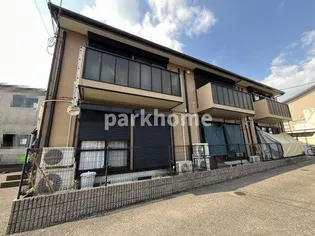 ピースフルハウス桂【2階】の外観