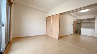 サウスイン西市【5階】の内装