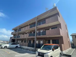 グラン アビターレの画像