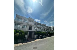 リュゼ経堂【1階】の外観