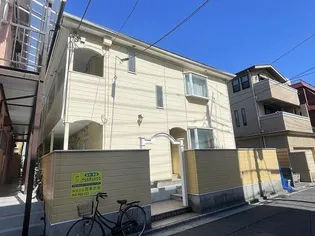 ヴェルデュハウス【2階】の外観