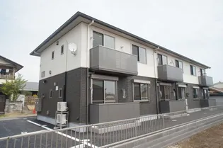 シャーメゾン ノアールの画像