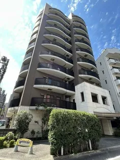 東京都新宿区山吹町【マンション】の外観