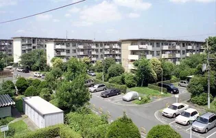 UR総持寺【4階】の外観